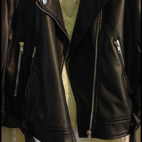 Faux leather jacket - Picture 3 of 3